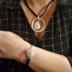 Premiere Designs necklace & bracelet